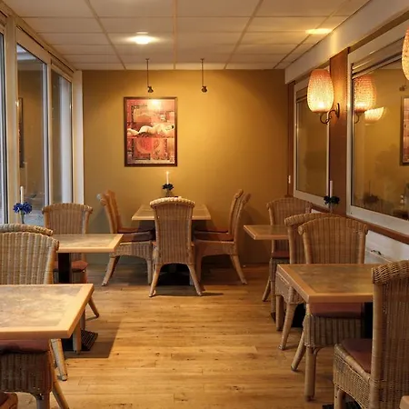 Restaurant Engelanderhof מלון ביקברחן