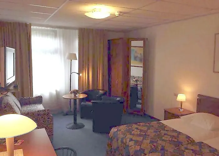 מלון Restaurant Engelanderhof 3*