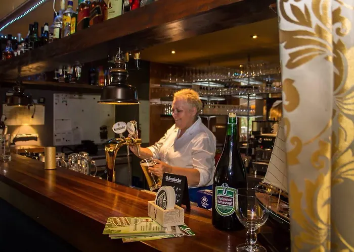 Restaurant Engelanderhof מלון 3*