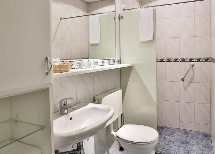 Restaurant Engelanderhof 3* ביקברחן